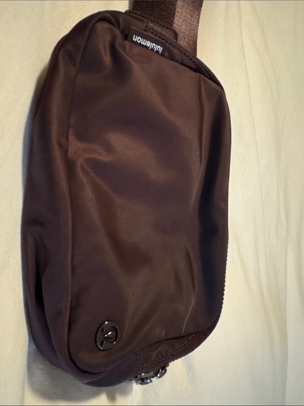 Lululemon Everywhere Belt Bag - 2L with Extra Long Strap